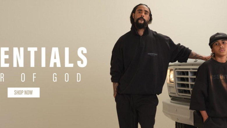 Fleece-Lined Essential Hoodie – Built for Warmth & Style